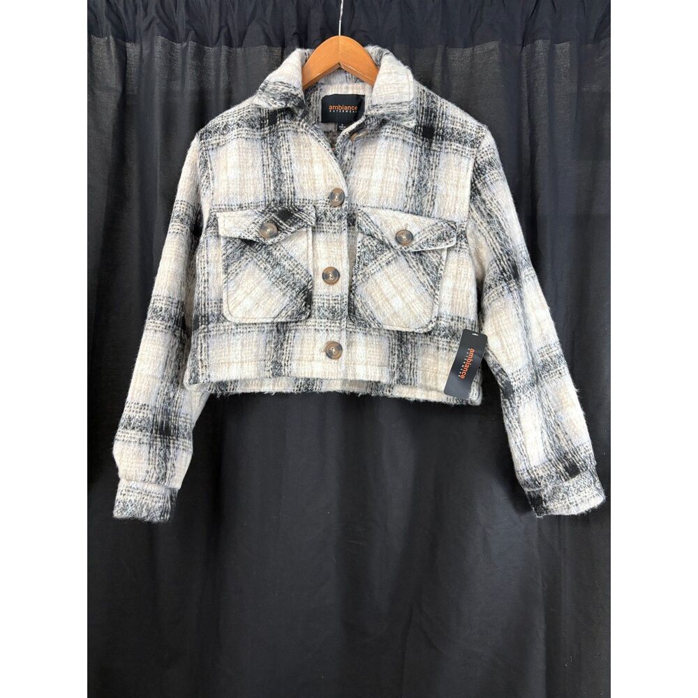 NWT Ambiance Outerwear Cropped Plaid Shacket Jacket Women's S Cream Black